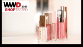 Lūpu spīduma un lūpu krāsas savienošana: uzlabojiet lūpas, lai iegūtu maksimālu efektu